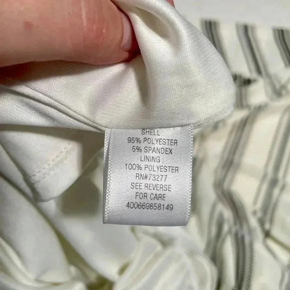 Candie’s Women’s Striped Blk/Wht Keyhole Halter Slit Bottom Maxi Dress SZ XS - Picture 5 of 11